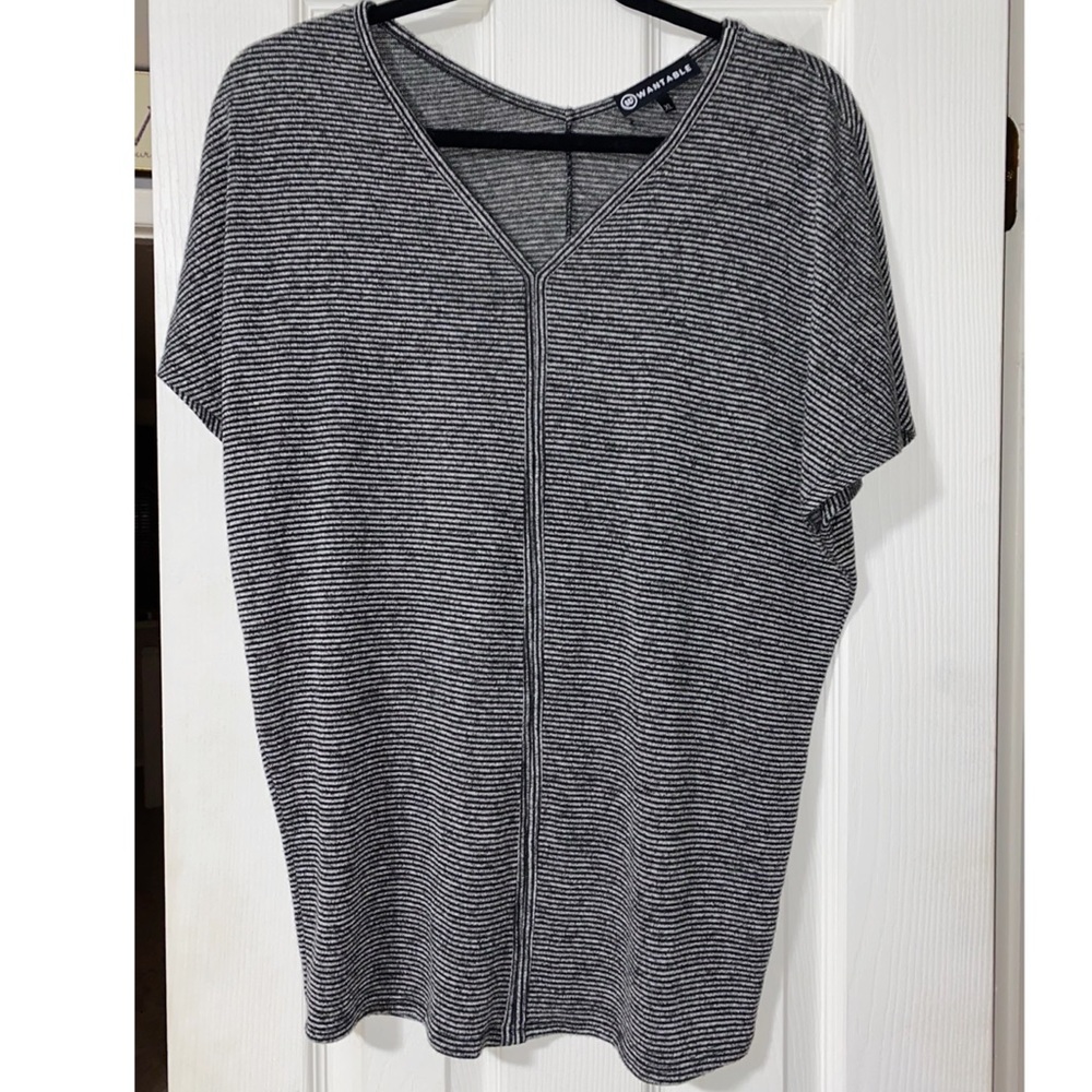 Black and grey thin stripped short sleeve shirt
